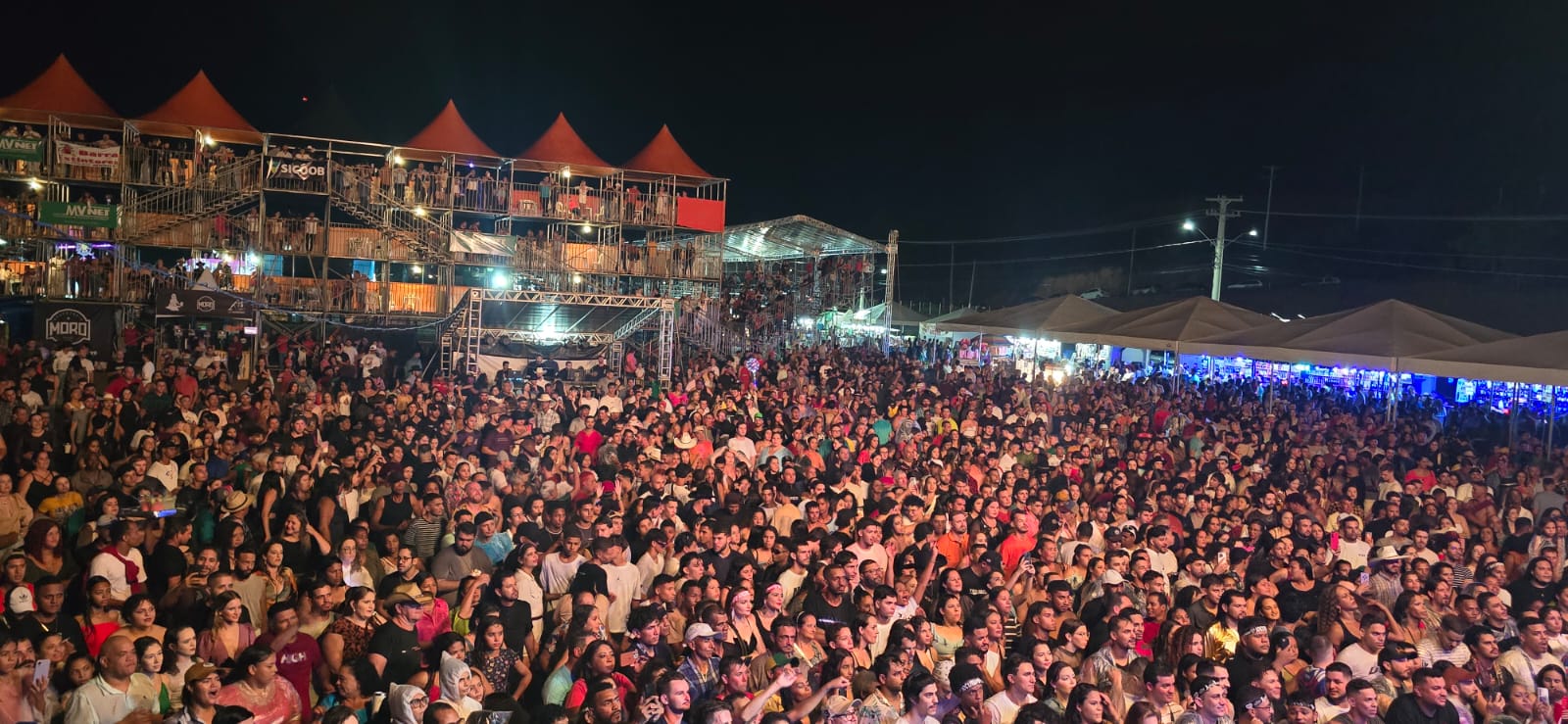 Imagem da Galeria: Festa de 81 anos de Barra de São Francisco - 8, 9 e 10 de novembro